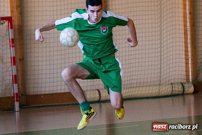 Zdjęcie w galerii na portalu naszraciborz.pl: Naprzód Zawada objął prowadzenie w zimowym turnieju wiadomości z regionu