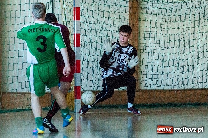 Zdjęcie w galerii na portalu naszraciborz.pl: Naprzód Zawada objął prowadzenie w zimowym turnieju wiadomości z regionu