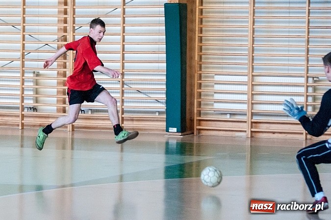 Zdjęcie w galerii na portalu naszraciborz.pl: Naprzód Zawada objął prowadzenie w zimowym turnieju wiadomości z regionu