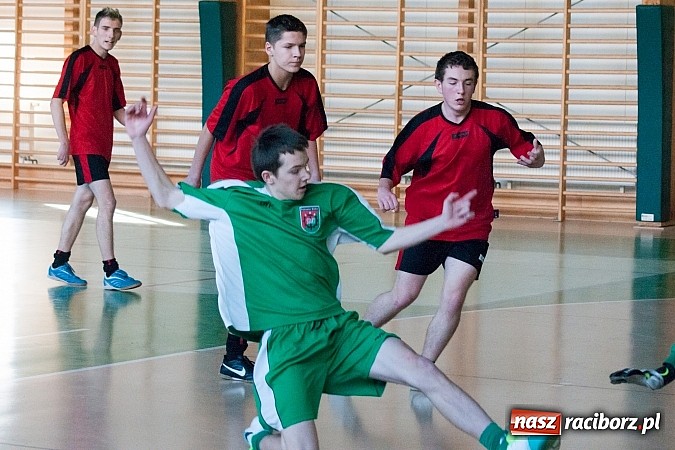 Zdjęcie w galerii na portalu naszraciborz.pl: Naprzód Zawada objął prowadzenie w zimowym turnieju wiadomości z regionu