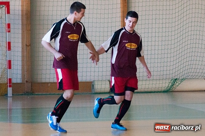 Zdjęcie w galerii na portalu naszraciborz.pl: Naprzód Zawada objął prowadzenie w zimowym turnieju wiadomości z regionu