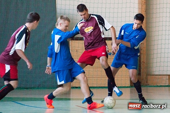 Zdjęcie w galerii na portalu naszraciborz.pl: Naprzód Zawada objął prowadzenie w zimowym turnieju wiadomości z regionu