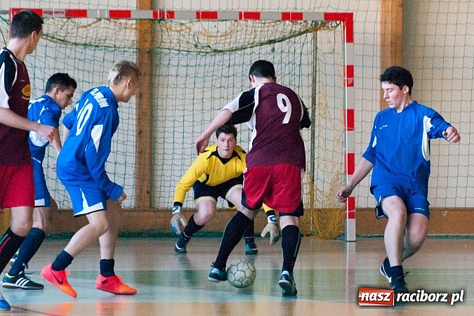 Zdjęcie w galerii na portalu naszraciborz.pl: Naprzód Zawada objął prowadzenie w zimowym turnieju wiadomości z regionu