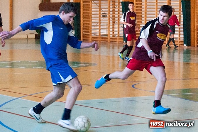 Zdjęcie w galerii na portalu naszraciborz.pl: Naprzód Zawada objął prowadzenie w zimowym turnieju wiadomości z regionu