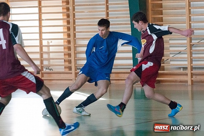 Zdjęcie w galerii na portalu naszraciborz.pl: Naprzód Zawada objął prowadzenie w zimowym turnieju wiadomości z regionu