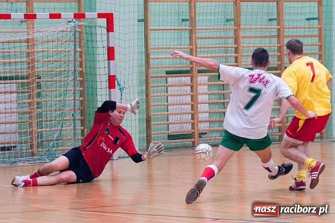 Zdjęcie w galerii na portalu naszraciborz.pl: Xpres.pl bez szans. Salos nadal bez punktów wiadomości z regionu