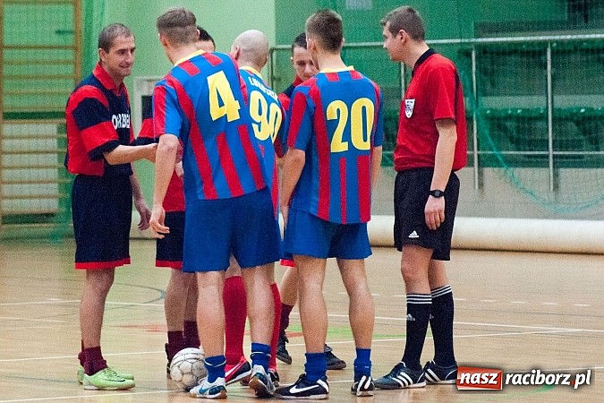 Zdjęcie w galerii na portalu naszraciborz.pl: Xpres.pl bez szans. Salos nadal bez punktów wiadomości z regionu