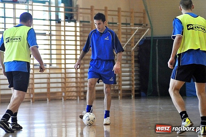 Zdjęcie w galerii na portalu naszraciborz.pl: Włókniarz ma patent na Sylwestra wiadomości z regionu