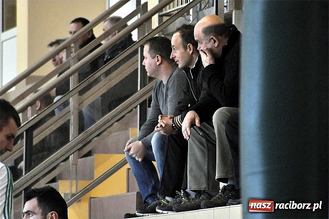 Zdjęcie w galerii na portalu naszraciborz.pl: Włókniarz ma patent na Sylwestra wiadomości z regionu