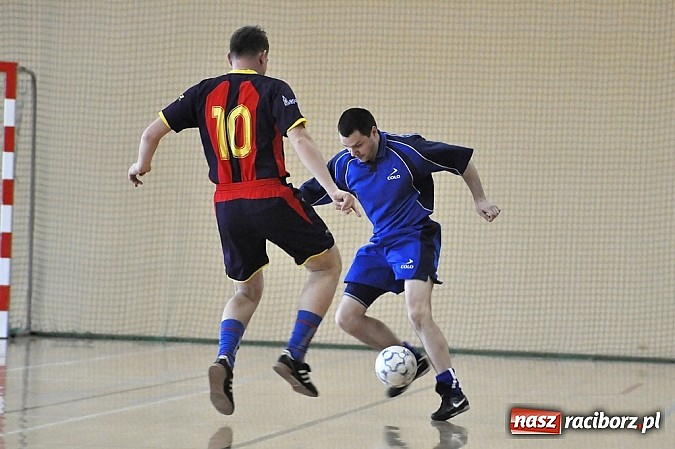 Zdjęcie w galerii na portalu naszraciborz.pl: Włókniarz ma patent na Sylwestra wiadomości z regionu