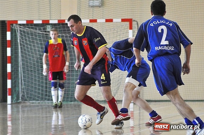 Zdjęcie w galerii na portalu naszraciborz.pl: Włókniarz ma patent na Sylwestra wiadomości z regionu