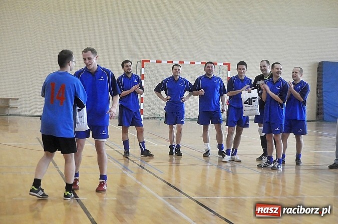 Zdjęcie w galerii na portalu naszraciborz.pl: Włókniarz ma patent na Sylwestra wiadomości z regionu