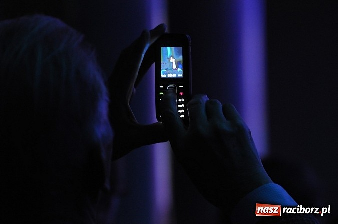 Zdjęcie w galerii na portalu naszraciborz.pl: Melodie świata - sylwestrowa gala w Raciborskim Centrum Kultury wiadomości z regionu