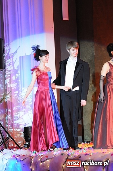 Zdjęcie w galerii na portalu naszraciborz.pl: Melodie świata - sylwestrowa gala w Raciborskim Centrum Kultury wiadomości z regionu