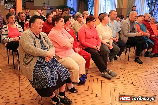 Zdjęcie w galerii na portalu naszraciborz.pl: Chcą sprawiać radość innym wiadomości z regionu