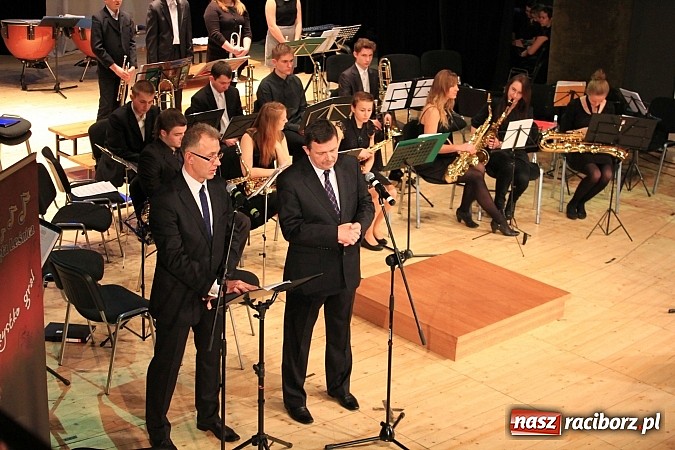Zdjęcie w galerii na portalu naszraciborz.pl: Koncertowe spotkanie prezydenta i starosty z mieszkańcami Raciborza wiadomości z regionu