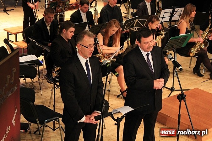Zdjęcie w galerii na portalu naszraciborz.pl: Koncertowe spotkanie prezydenta i starosty z mieszkańcami Raciborza wiadomości z regionu