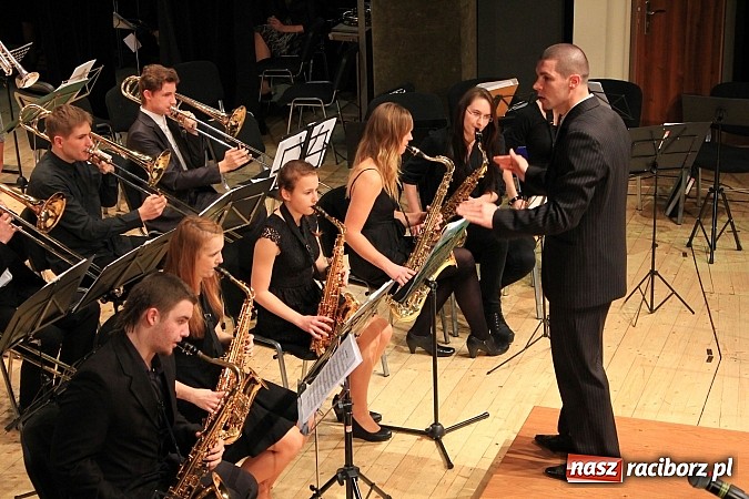 Zdjęcie w galerii na portalu naszraciborz.pl: Koncertowe spotkanie prezydenta i starosty z mieszkańcami Raciborza wiadomości z regionu