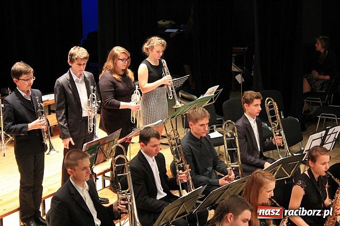 Zdjęcie w galerii na portalu naszraciborz.pl: Koncertowe spotkanie prezydenta i starosty z mieszkańcami Raciborza wiadomości z regionu