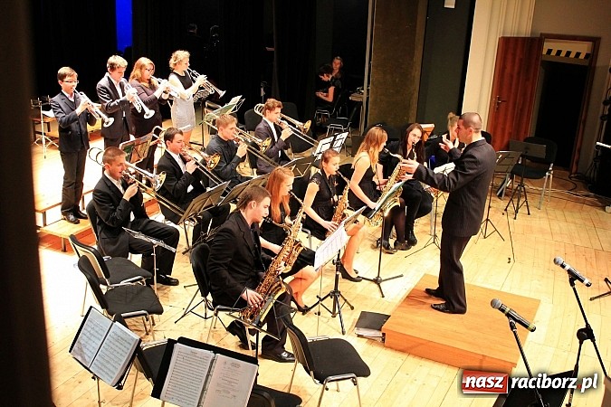 Zdjęcie w galerii na portalu naszraciborz.pl: Koncertowe spotkanie prezydenta i starosty z mieszkańcami Raciborza wiadomości z regionu