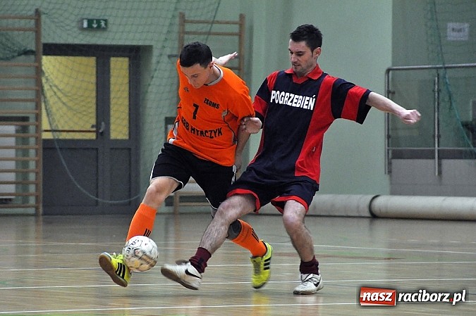 Zdjęcie w galerii na portalu naszraciborz.pl: Hyrbud gromi, Xpres.pl goni wiadomości z regionu