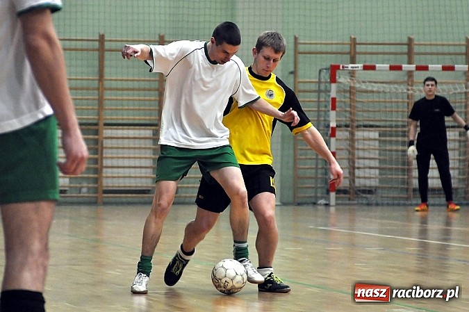 Zdjęcie w galerii na portalu naszraciborz.pl: Hyrbud gromi, Xpres.pl goni wiadomości z regionu