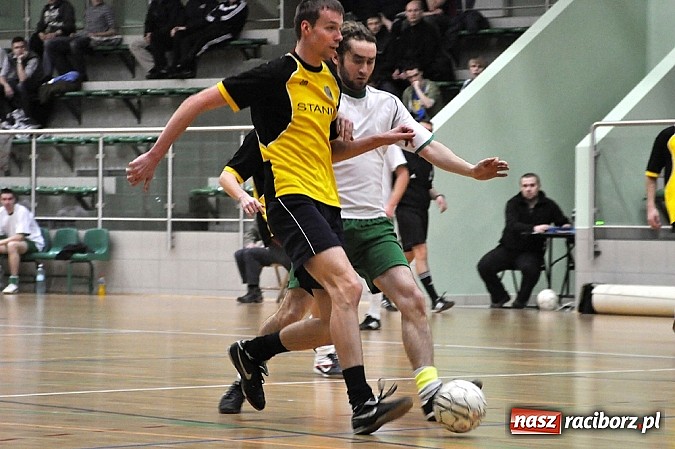 Zdjęcie w galerii na portalu naszraciborz.pl: Hyrbud gromi, Xpres.pl goni wiadomości z regionu