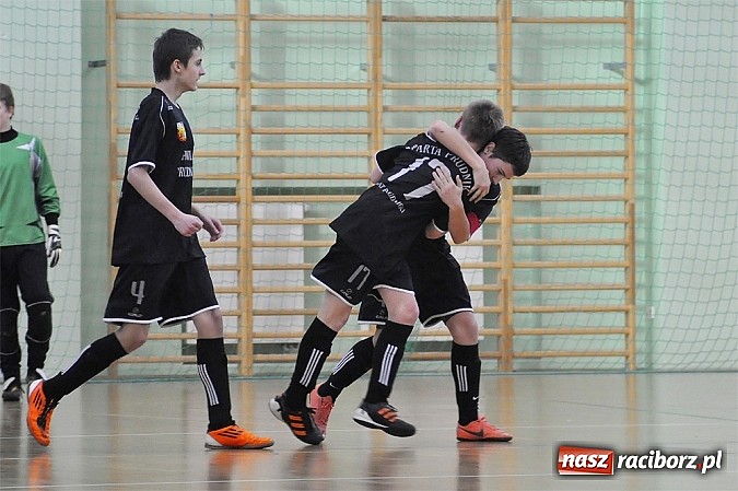 Zdjęcie w galerii na portalu naszraciborz.pl: APN Czeladź najlepsza. Unia bez punktu wiadomości z regionu