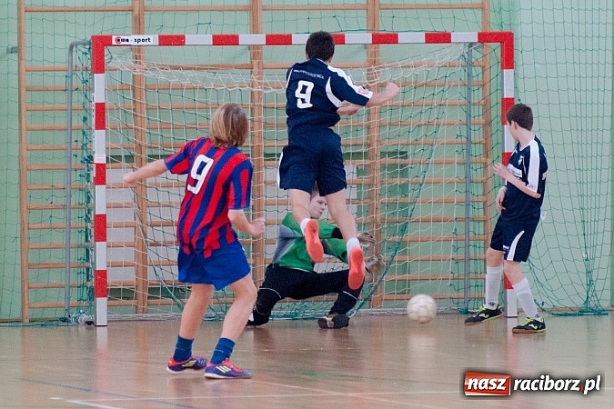 Zdjęcie w galerii na portalu naszraciborz.pl: APN Czeladź najlepsza. Unia bez punktu wiadomości z regionu