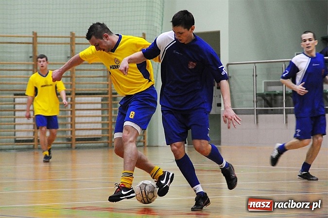 Zdjęcie w galerii na portalu naszraciborz.pl: HLPN: Zwycięstwo na urodziny kapitana wiadomości z regionu