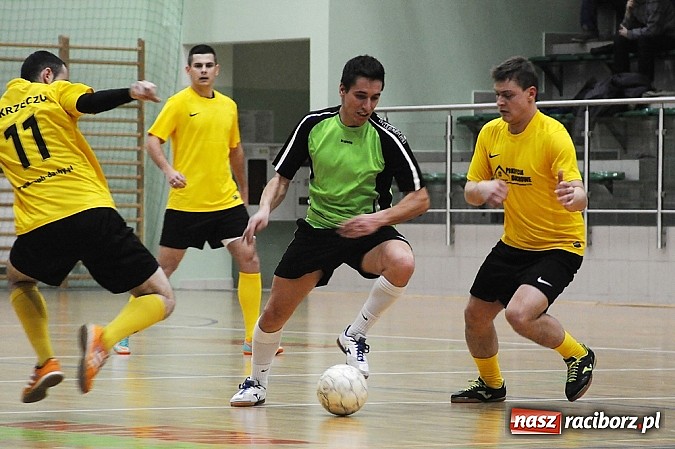 Zdjęcie w galerii na portalu naszraciborz.pl: HLPN: Zwycięstwo na urodziny kapitana wiadomości z regionu