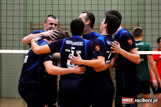 Zdjęcie w galerii na portalu naszraciborz.pl: Rafako nie dało szans Rząśni wiadomości z regionu