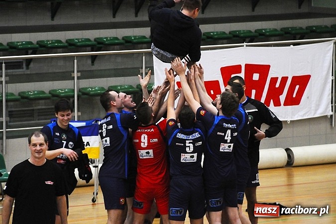 Zdjęcie w galerii na portalu naszraciborz.pl: Rafako nie dało szans Rząśni wiadomości z regionu