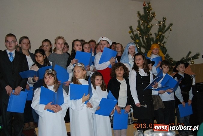 Zdjęcie w galerii na portalu naszraciborz.pl: Po raz szósty w Jankowicach śpiewano kolędy wiadomości z regionu