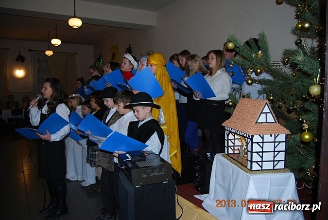 Zdjęcie w galerii na portalu naszraciborz.pl: Po raz szósty w Jankowicach śpiewano kolędy wiadomości z regionu