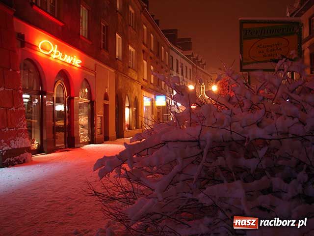 Zdjęcie w galerii na portalu naszraciborz.pl: Starówka bez ikry wiadomości z regionu