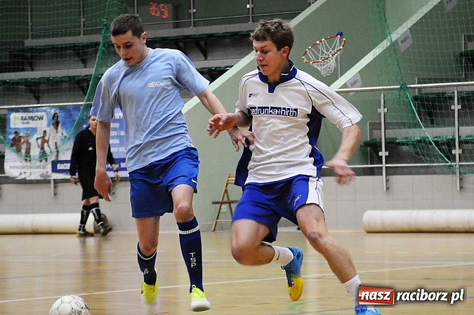 Zdjęcie w galerii na portalu naszraciborz.pl: Płomień niestraszny Cukierni wiadomości z regionu