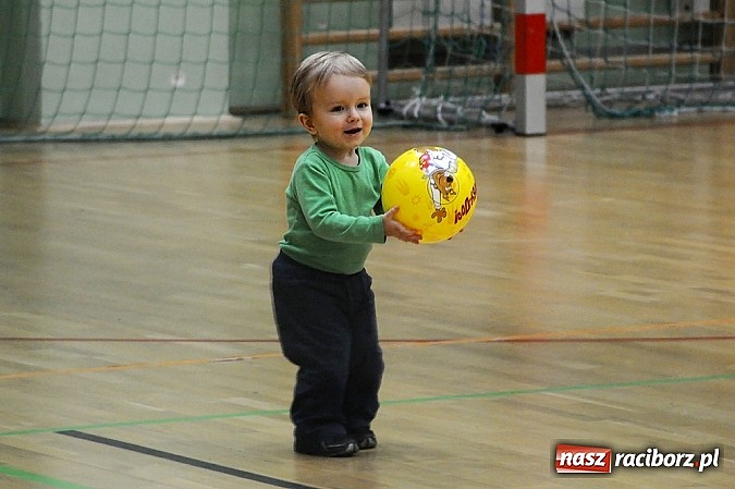 Zdjęcie w galerii na portalu naszraciborz.pl: Płomień niestraszny Cukierni wiadomości z regionu