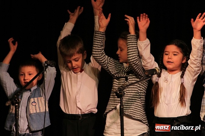 Zdjęcie w galerii na portalu naszraciborz.pl: W Krzanowicach wielkie kolędowanie wiadomości z regionu