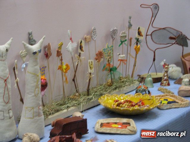 Zdjęcie w galerii na portalu naszraciborz.pl: Dzieła niepełnosprawnych artystów wiadomości z regionu