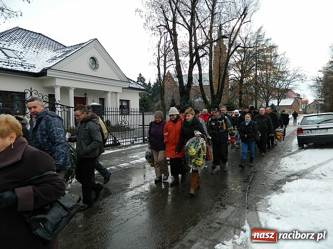 Zdjęcie w galerii na portalu naszraciborz.pl: Pogrzeb komandora Mariana Niewiadomskiego wiadomości z regionu