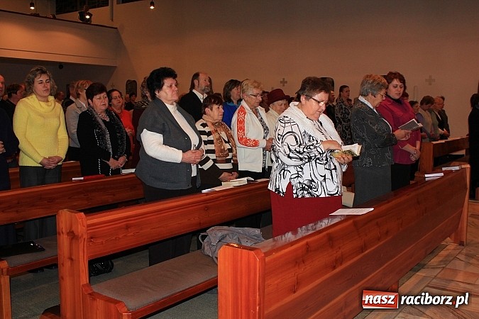 Zdjęcie w galerii na portalu naszraciborz.pl: Polsko-czeskie spotkanie opłatkowe w klasztorze wiadomości z regionu