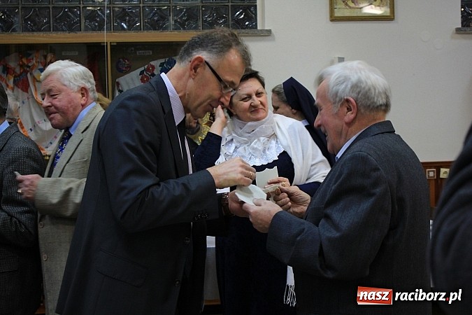 Zdjęcie w galerii na portalu naszraciborz.pl: Polsko-czeskie spotkanie opłatkowe w klasztorze wiadomości z regionu