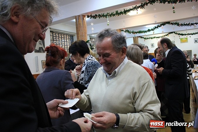 Zdjęcie w galerii na portalu naszraciborz.pl: Polsko-czeskie spotkanie opłatkowe w klasztorze wiadomości z regionu