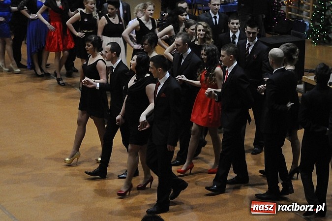 Zdjęcie w galerii na portalu naszraciborz.pl: Ekonomik rozpoczął dziś sezon studniówkowy wiadomości z regionu