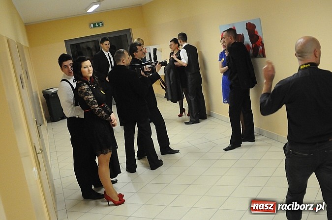 Zdjęcie w galerii na portalu naszraciborz.pl: Ekonomik rozpoczął dziś sezon studniówkowy wiadomości z regionu