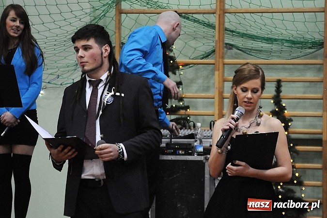 Zdjęcie w galerii na portalu naszraciborz.pl: Ekonomik rozpoczął dziś sezon studniówkowy wiadomości z regionu