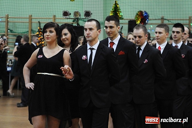 Zdjęcie w galerii na portalu naszraciborz.pl: Ekonomik rozpoczął dziś sezon studniówkowy wiadomości z regionu