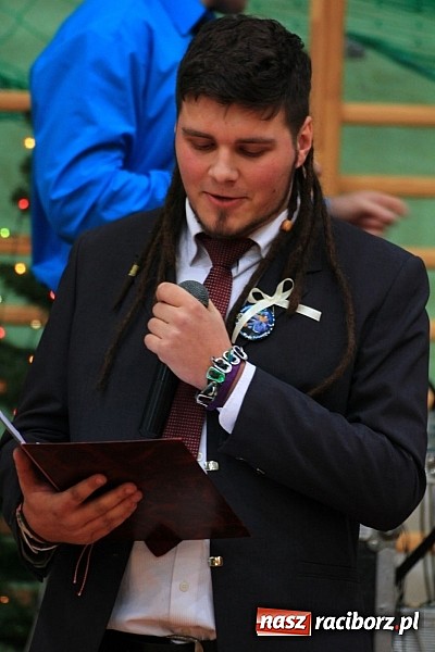 Zdjęcie w galerii na portalu naszraciborz.pl: Ekonomik rozpoczął dziś sezon studniówkowy wiadomości z regionu