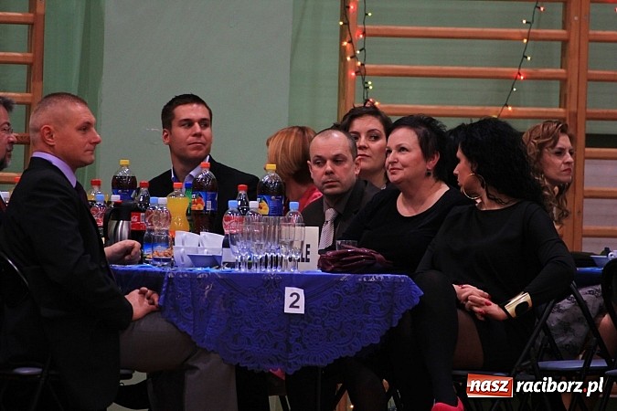 Zdjęcie w galerii na portalu naszraciborz.pl: Ekonomik rozpoczął dziś sezon studniówkowy wiadomości z regionu